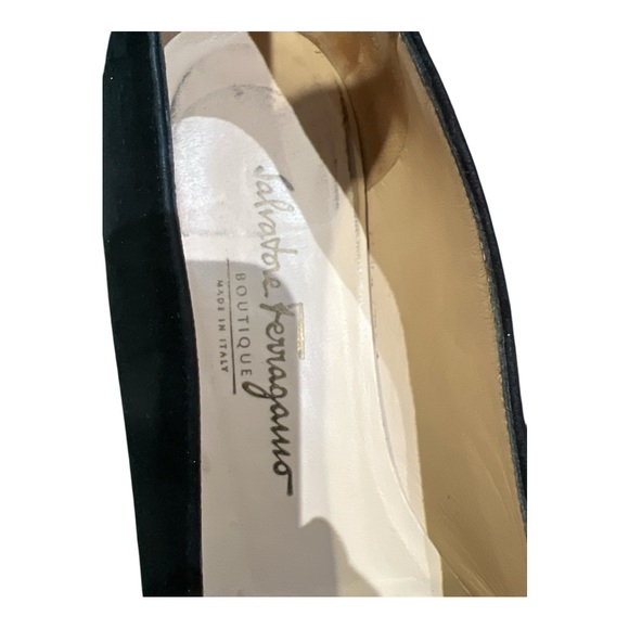 Salvatore Ferragamo Square Toe Pumps Black Suede Size 11. - Picture 5 of 7